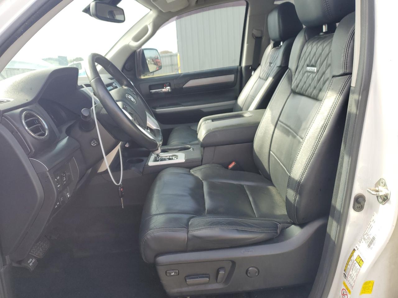 2019 Toyota Tundra - Image 7