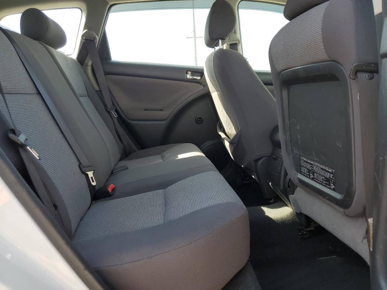 2005 Toyota Corolla - Image 10