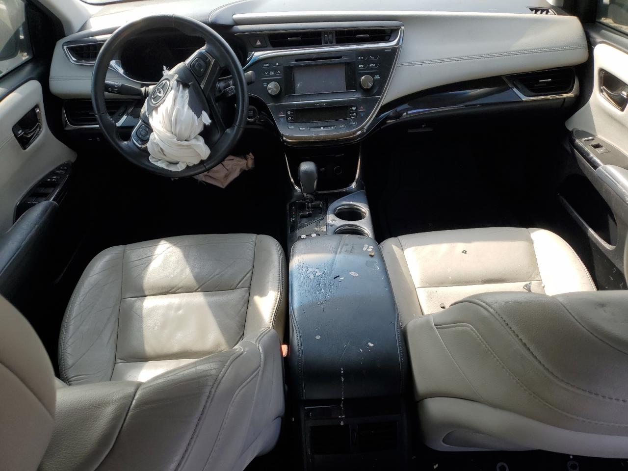 2013 Toyota Avalon - Image 8