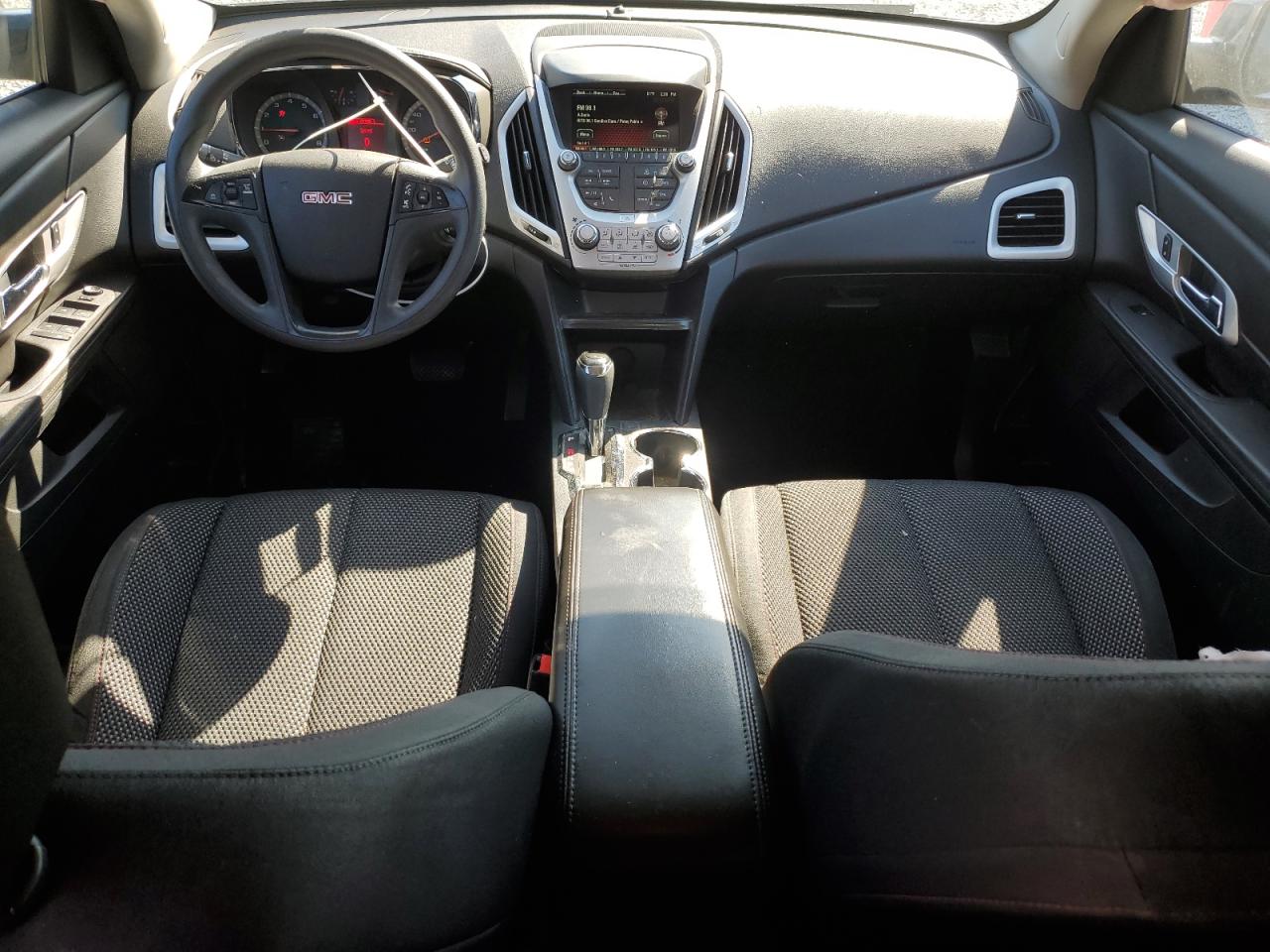 2016 GMC Terrain - Image 8