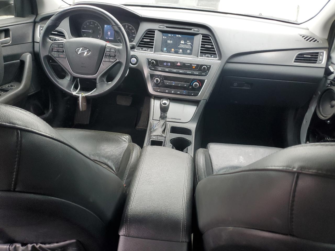 2017 Hyundai Sonata - Image 8