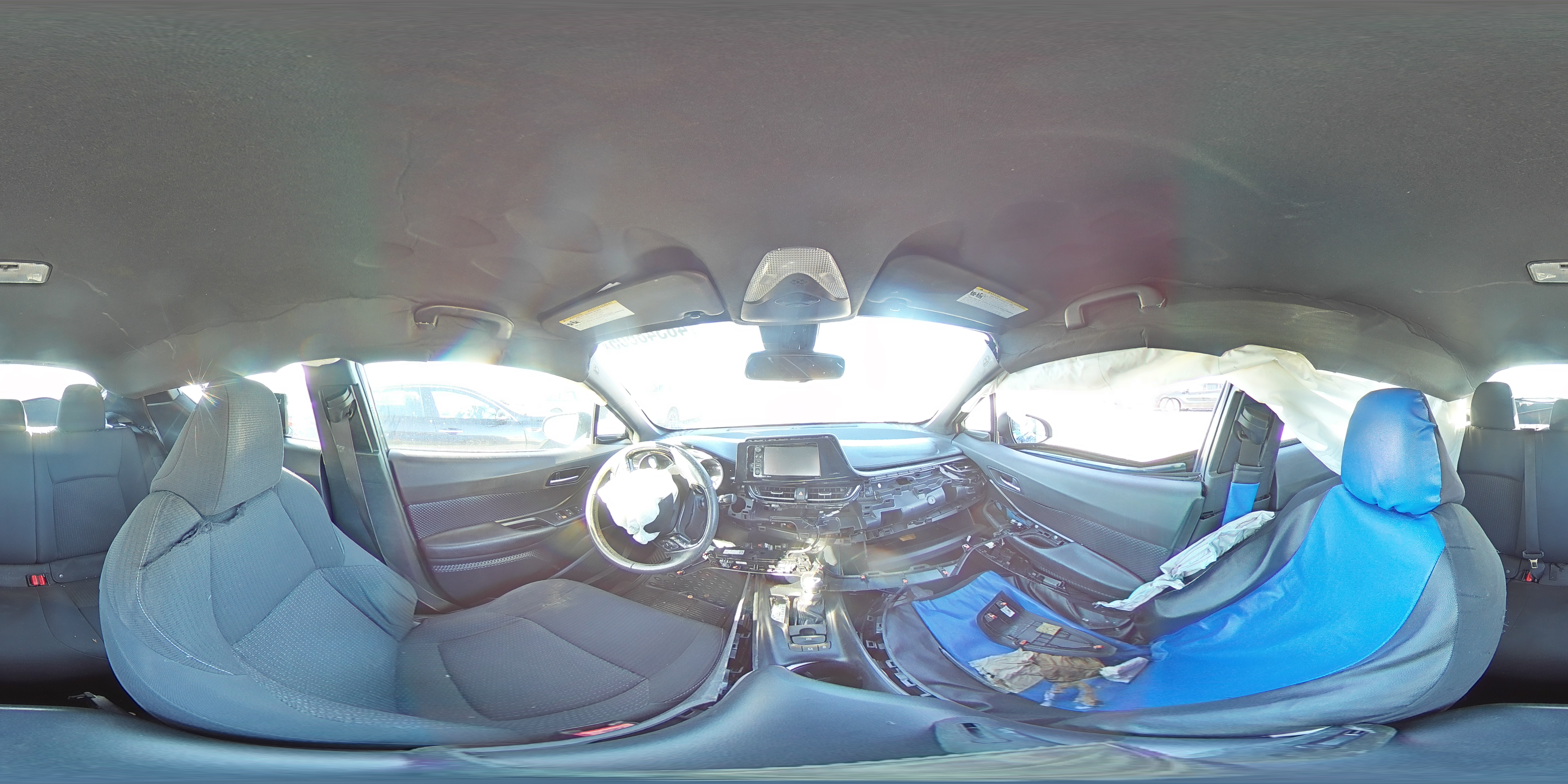 2018 Toyota C-HR - Image 13