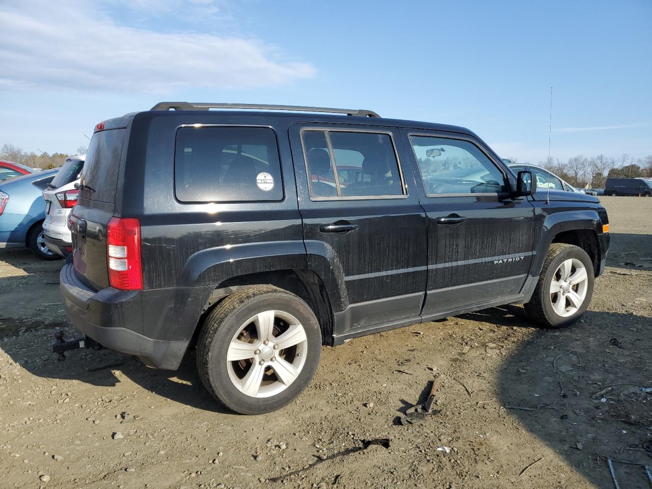 2012 Jeep Liberty (Patriot) - Image 3