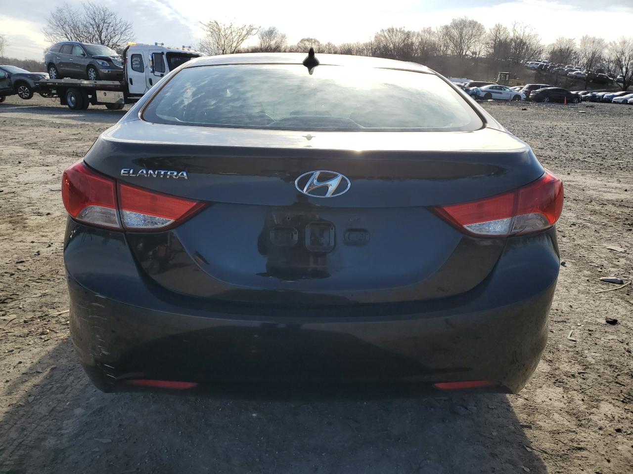 2012 Hyundai Elantra - Image 6