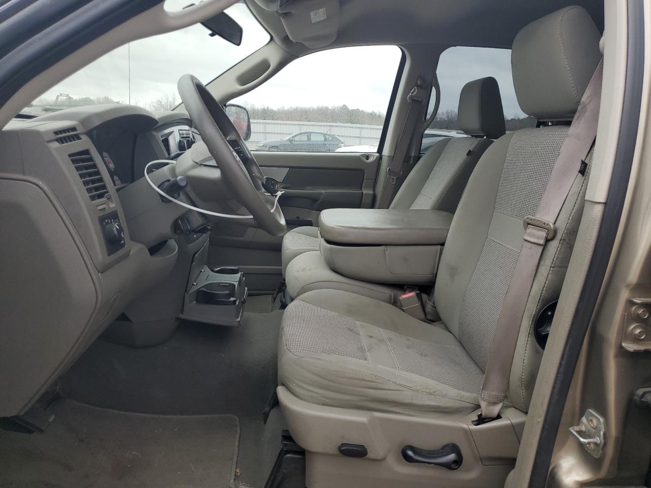2008 Dodge RAM - Image 7