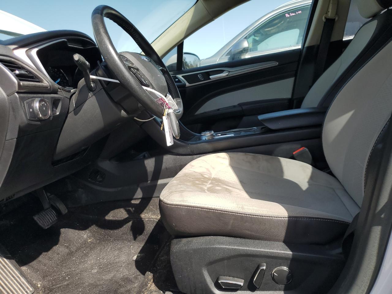 2019 Ford Fusion - Image 7