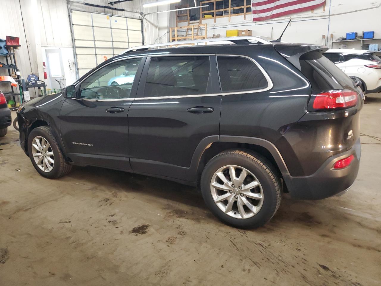 2015 Jeep Grand Cherokee - Image 2