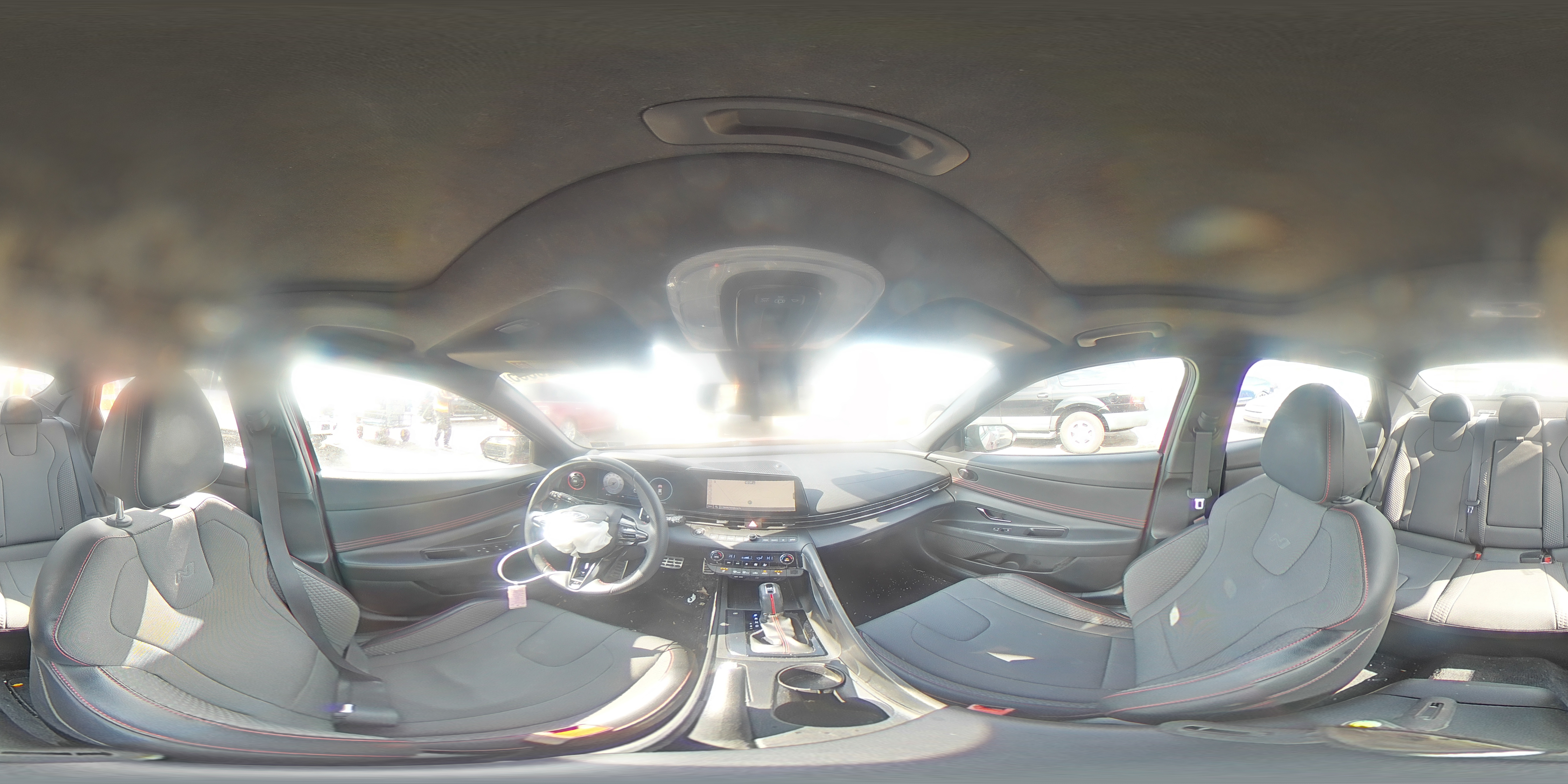 2023 Hyundai Elantra - Image 13