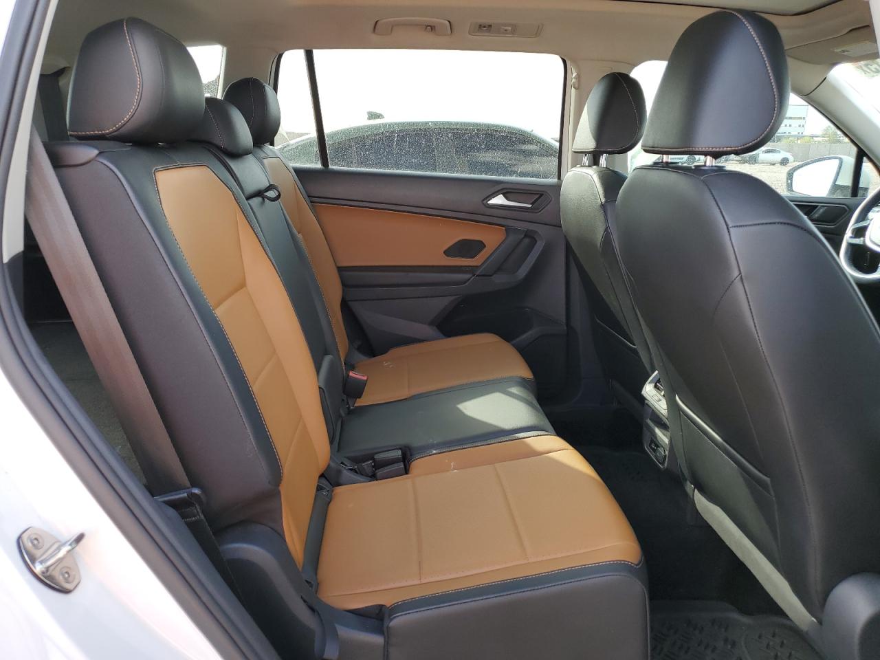 2019 Volkswagen Tiguan - Image 11