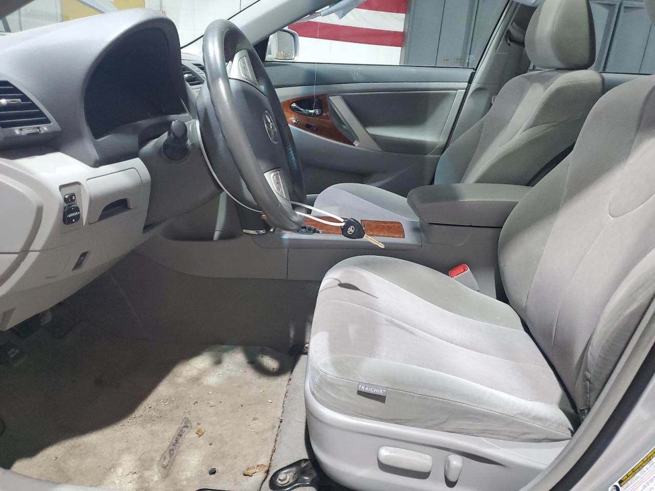 2010 Toyota Camry - Image 7