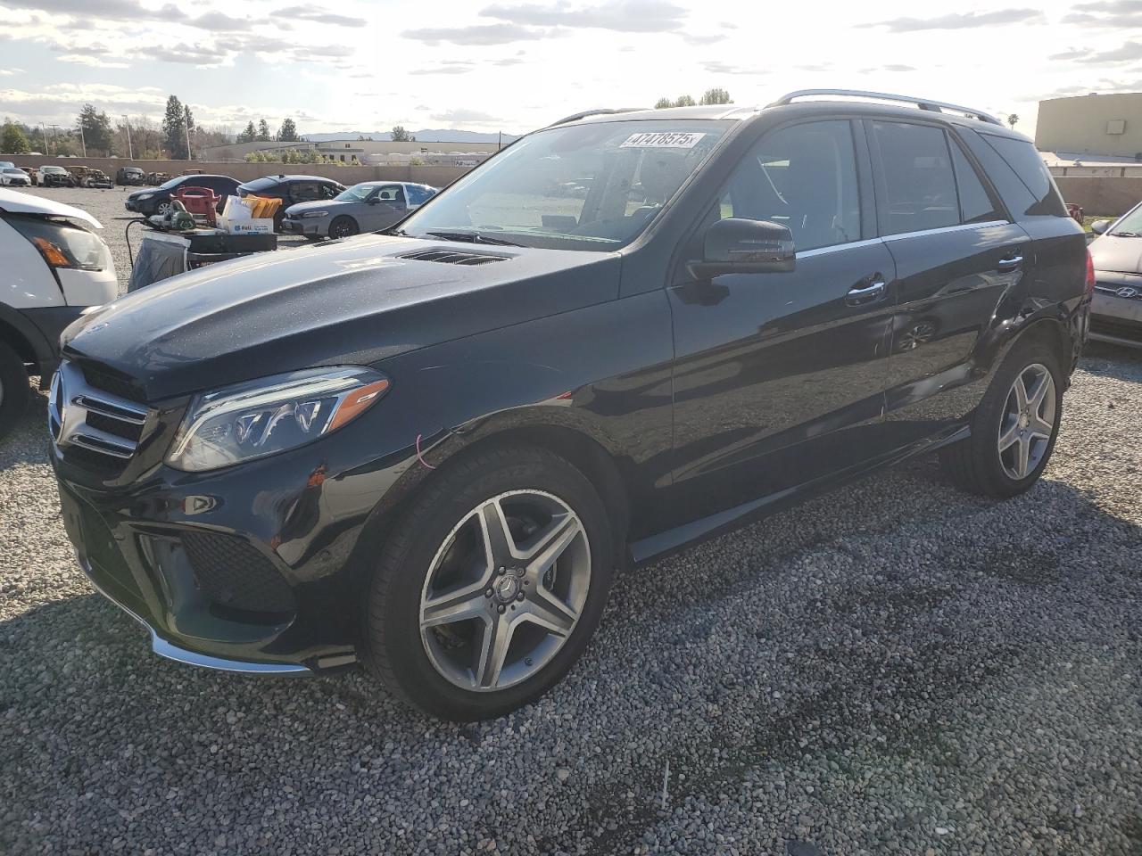 2016 Mercedes-Benz GLE - Image 1