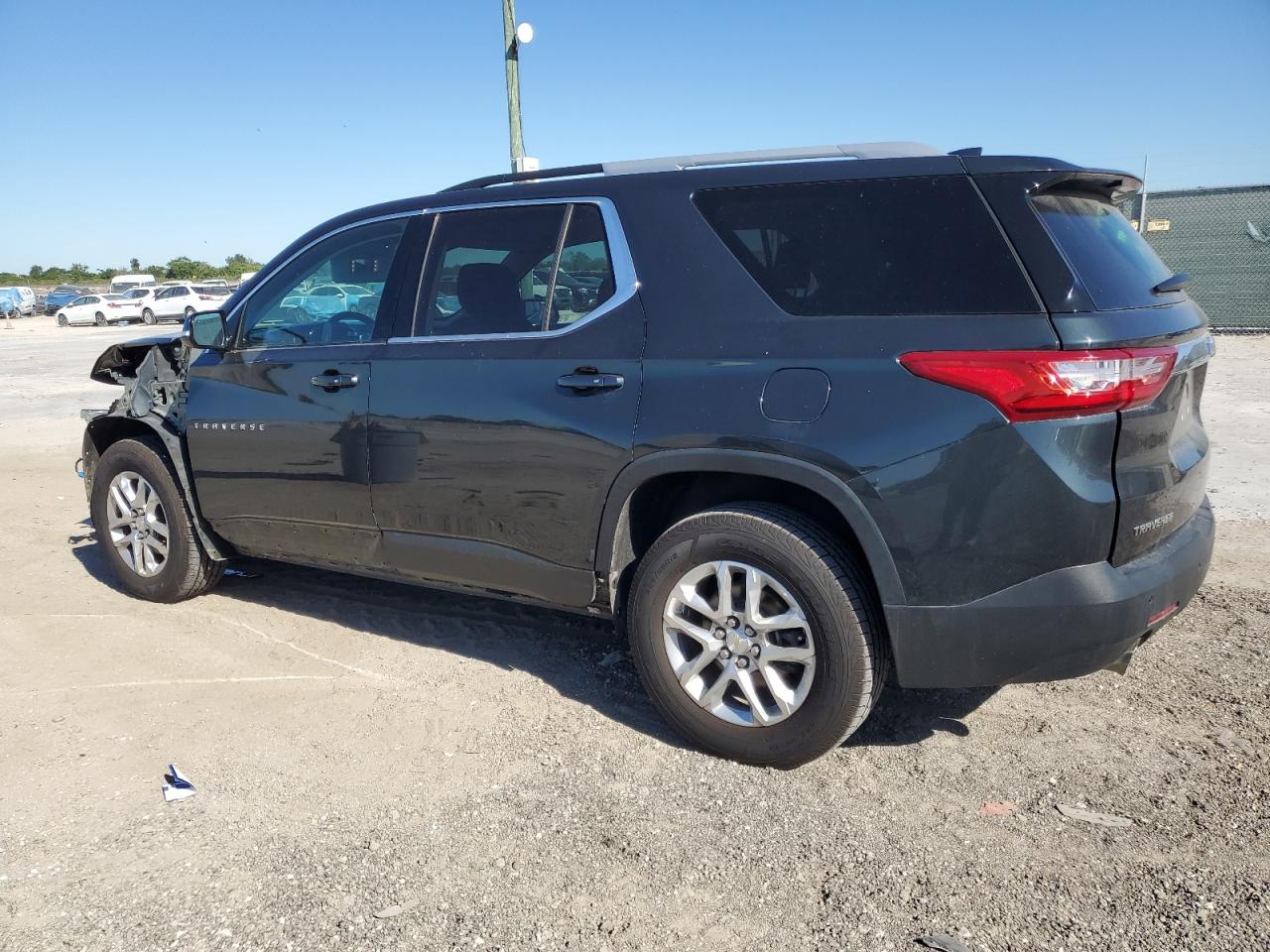 2018 Chevrolet Traverse - Image 2