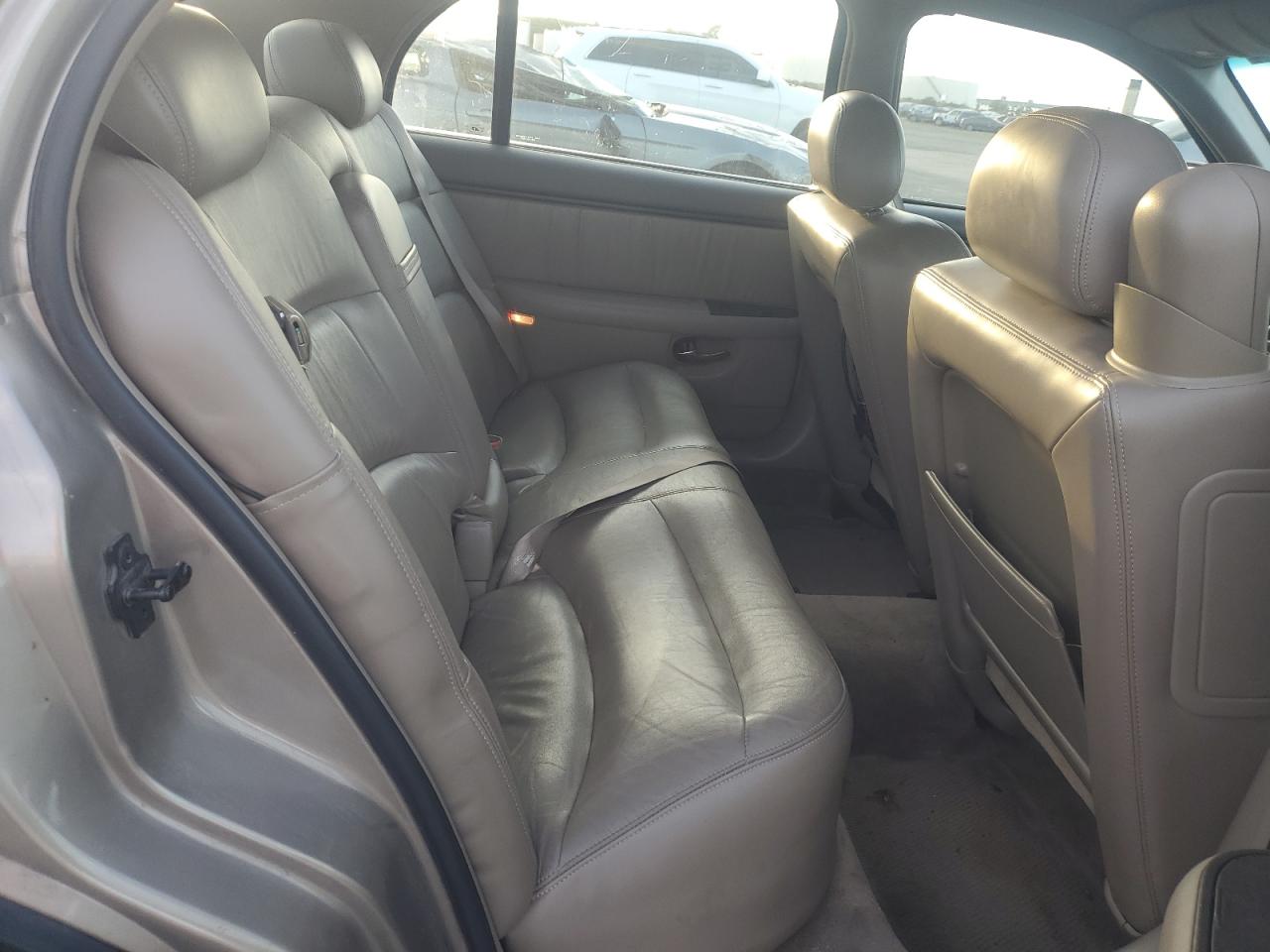 2001 Buick Park Avenue - Image 10