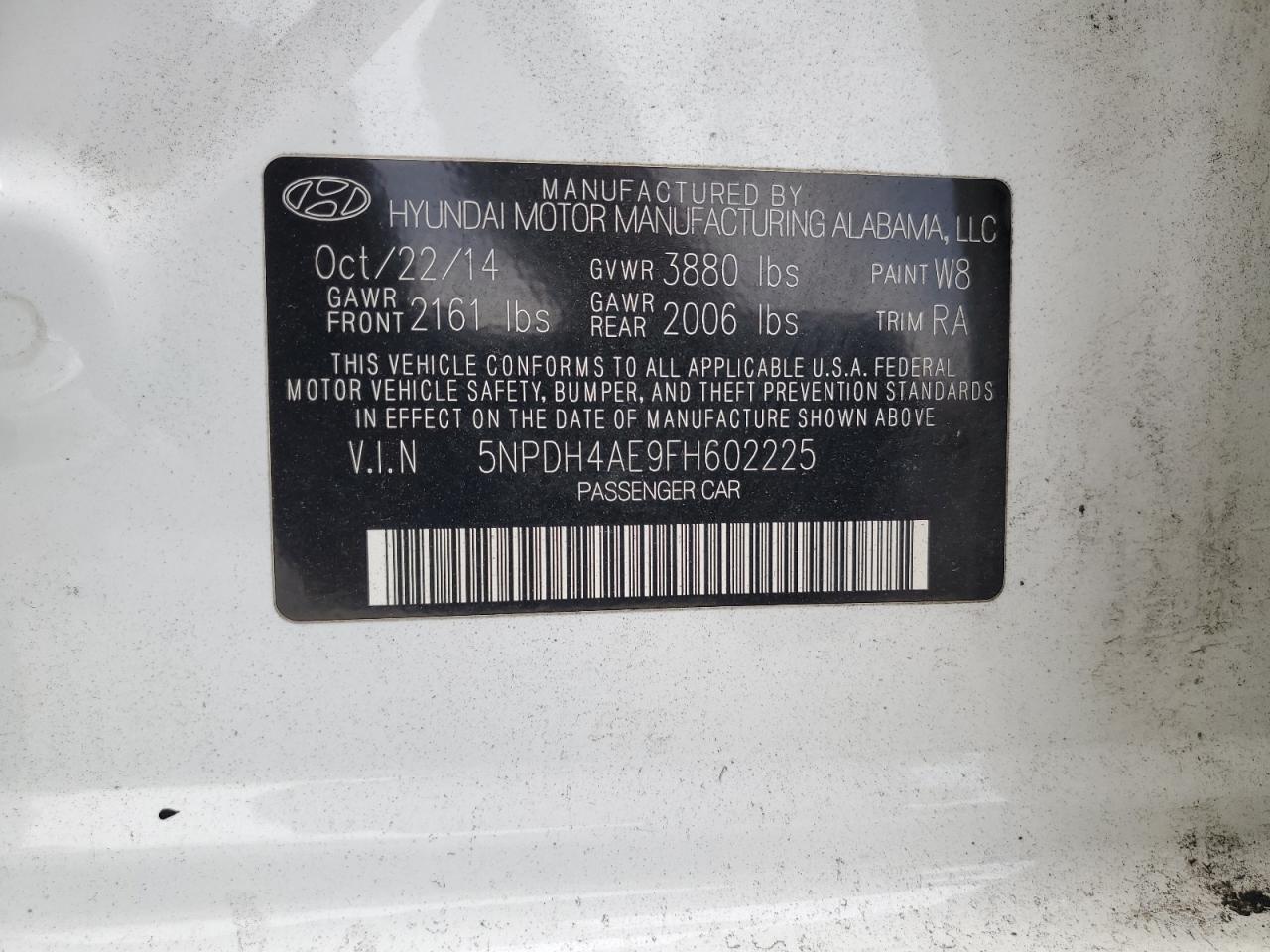 2015 Hyundai Elantra - Image 14