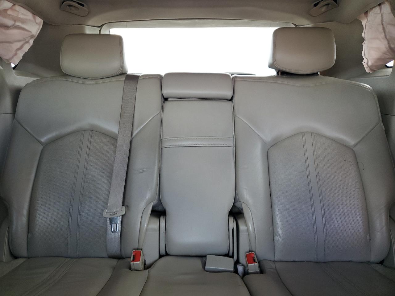 2013 Cadillac SRX - Image 10