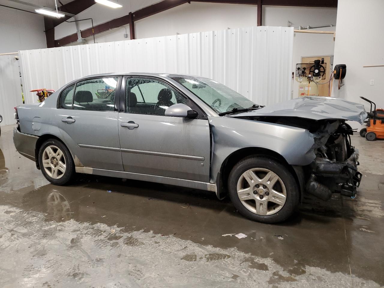 2007 Chevrolet Malibu - Image 4