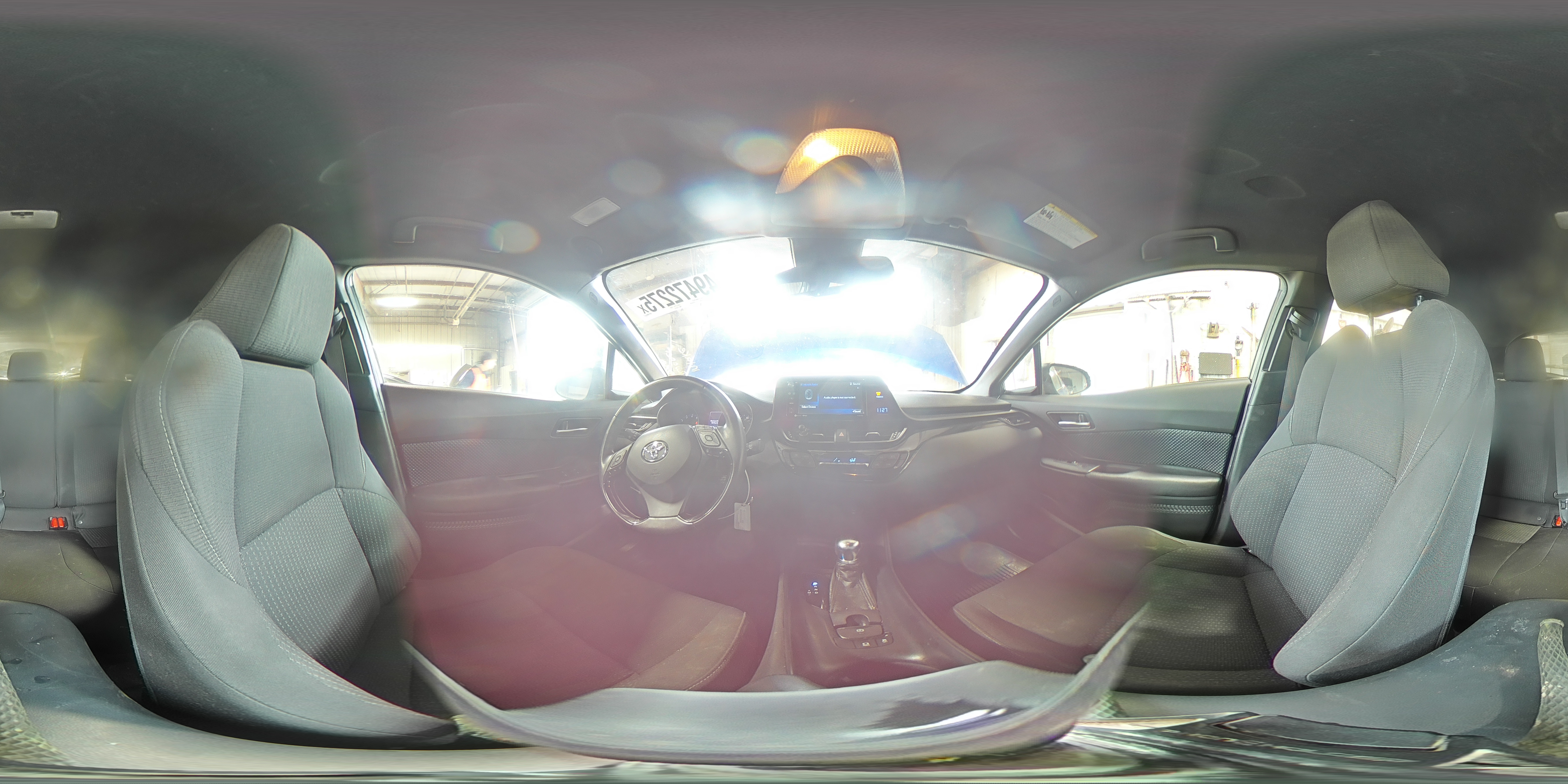 2018 Toyota C-HR - Image 14