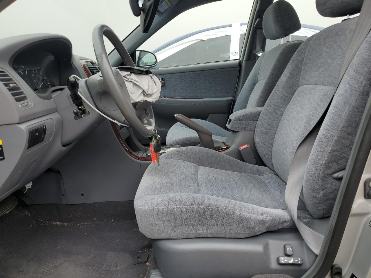 2005 Kia Optima - Image 7