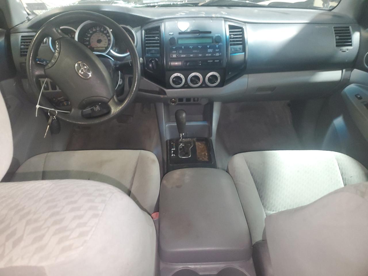 2011 Toyota Tacoma - Image 8