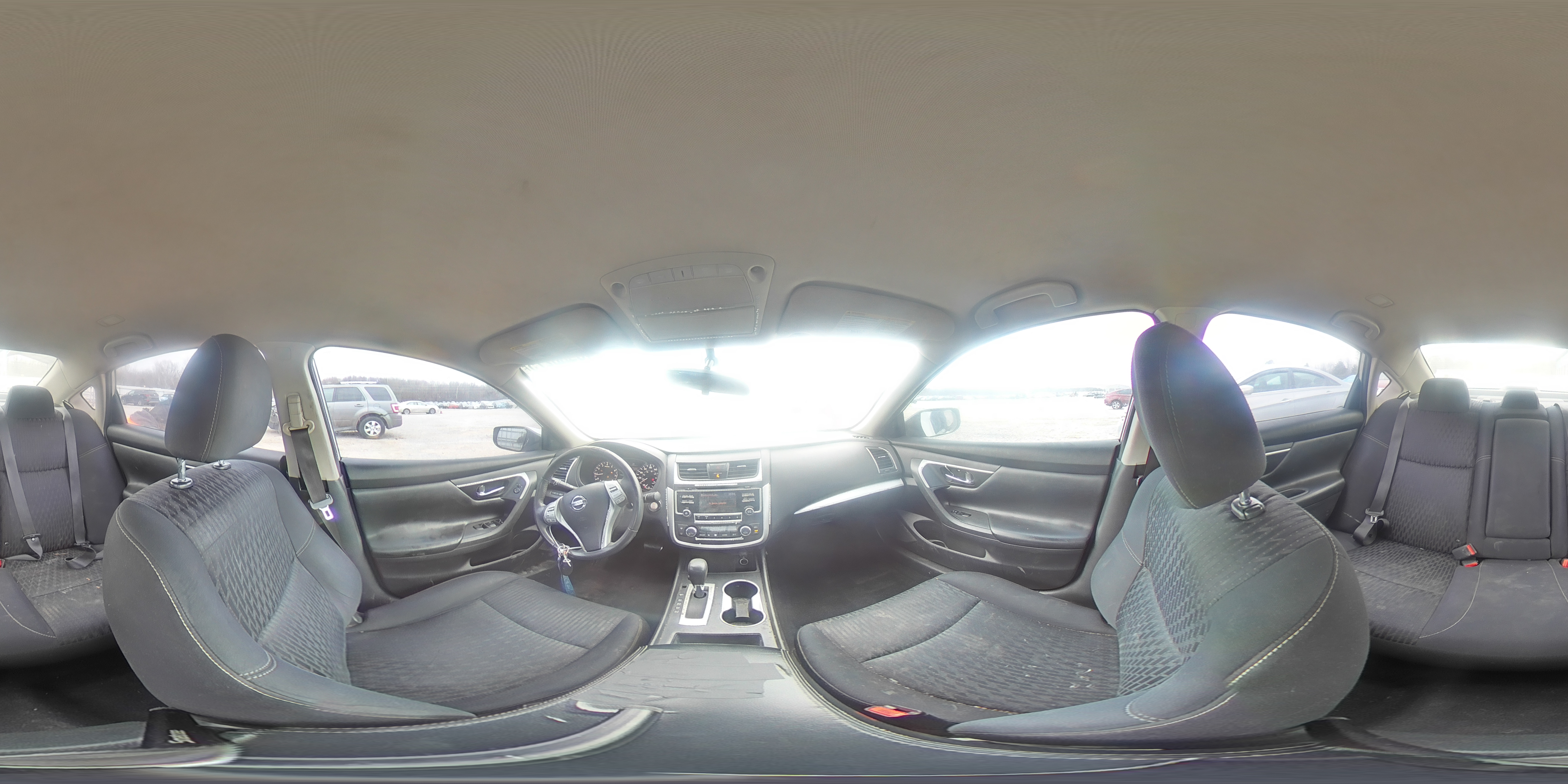 2017 Nissan Altima - Image 13