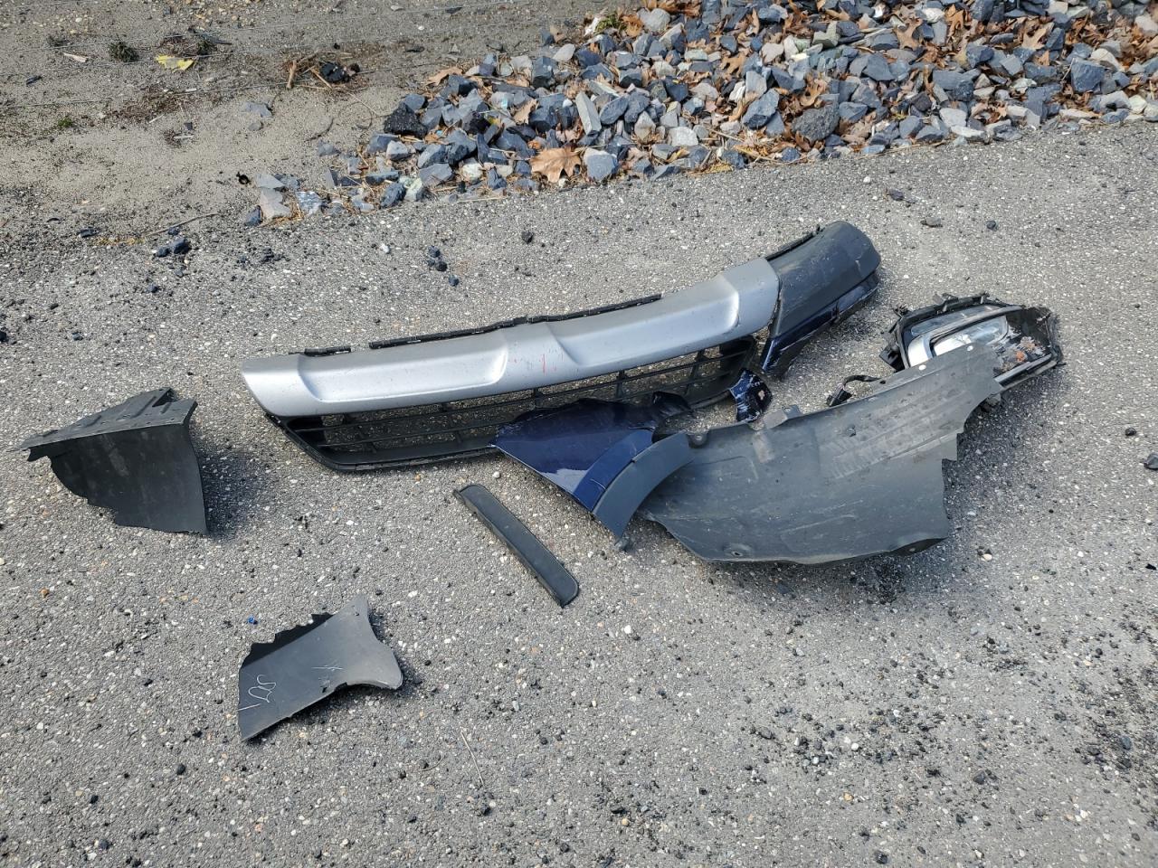 2017 Hyundai Santa Fe - Image 13