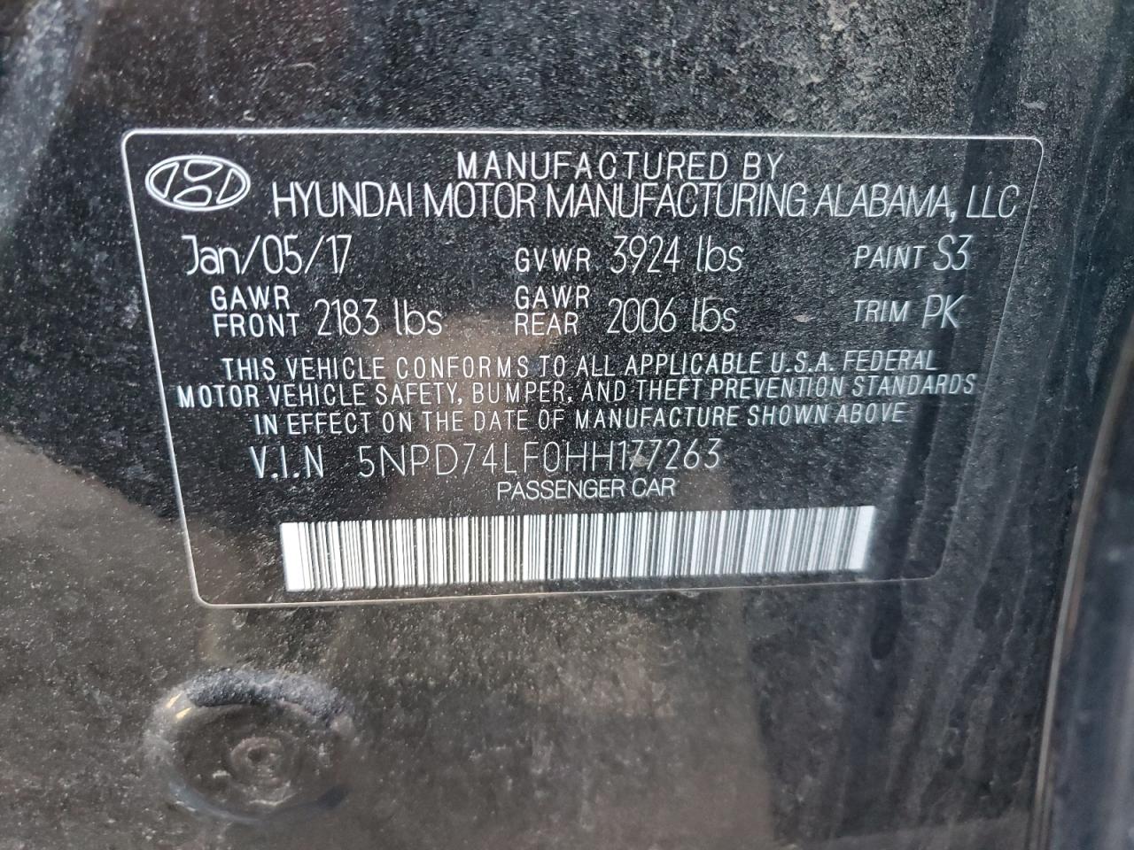 2017 Hyundai Elantra - Image 12