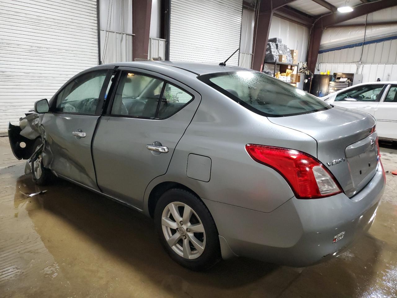 2012 Nissan Versa - Image 2
