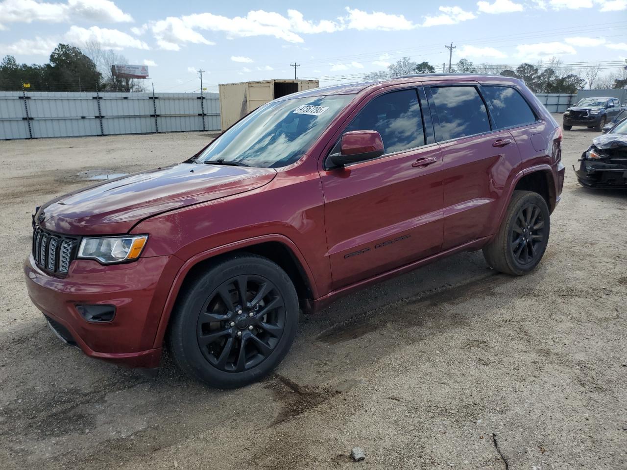 2017 Jeep Grand Cherokee - Image 1