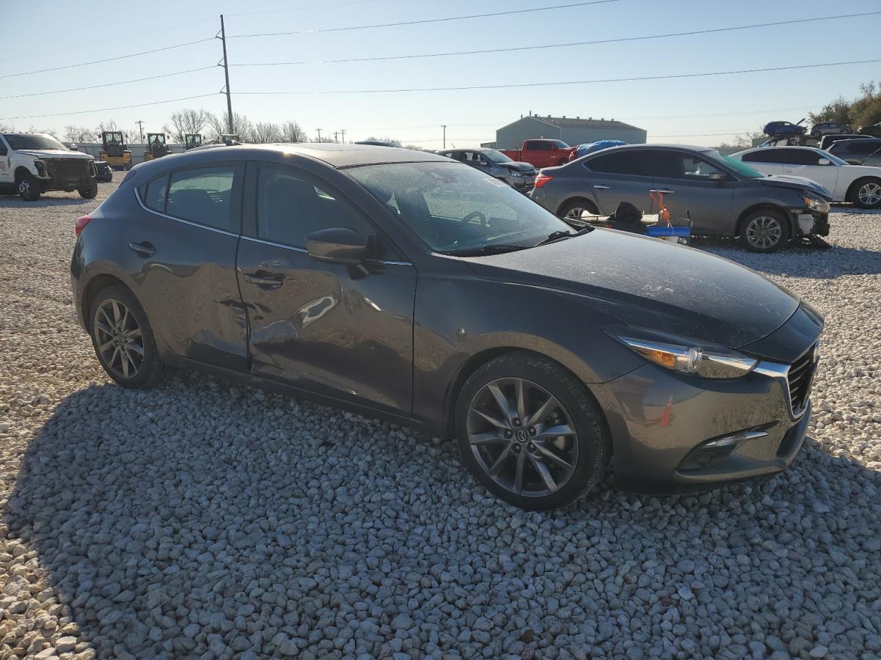 2018 Mazda 3 - Image 4