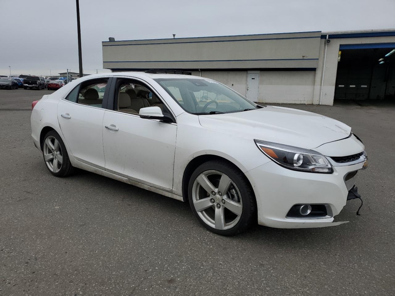 2015 Chevrolet Malibu - Image 4