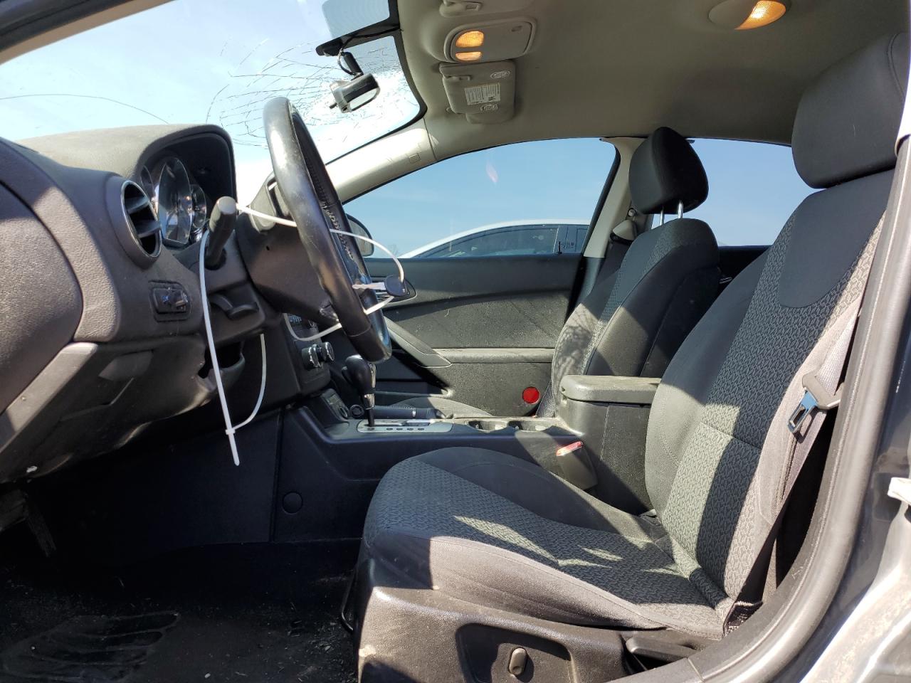 2009 Pontiac G6 - Image 7