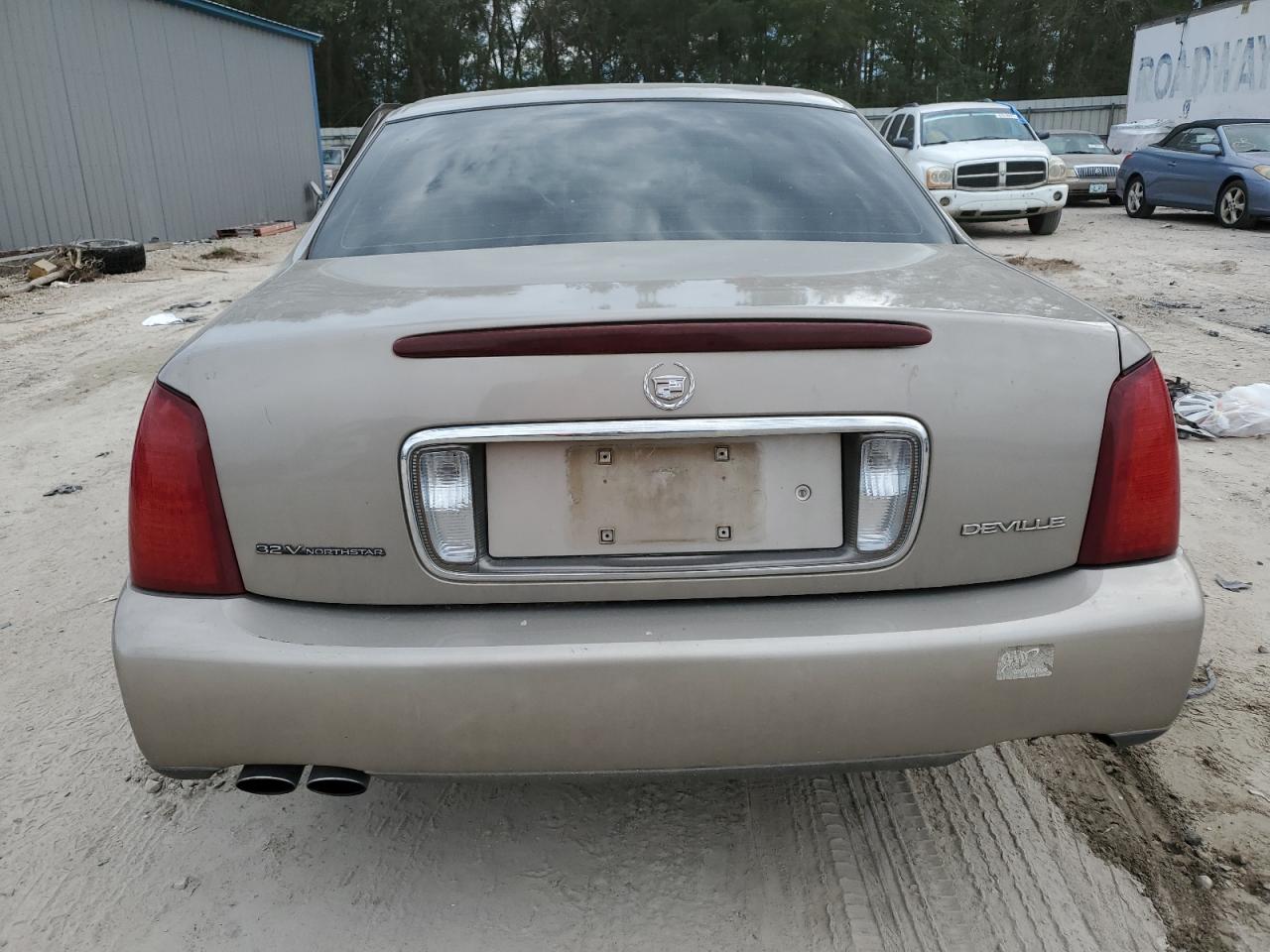 2003 Cadillac De Ville - Image 6
