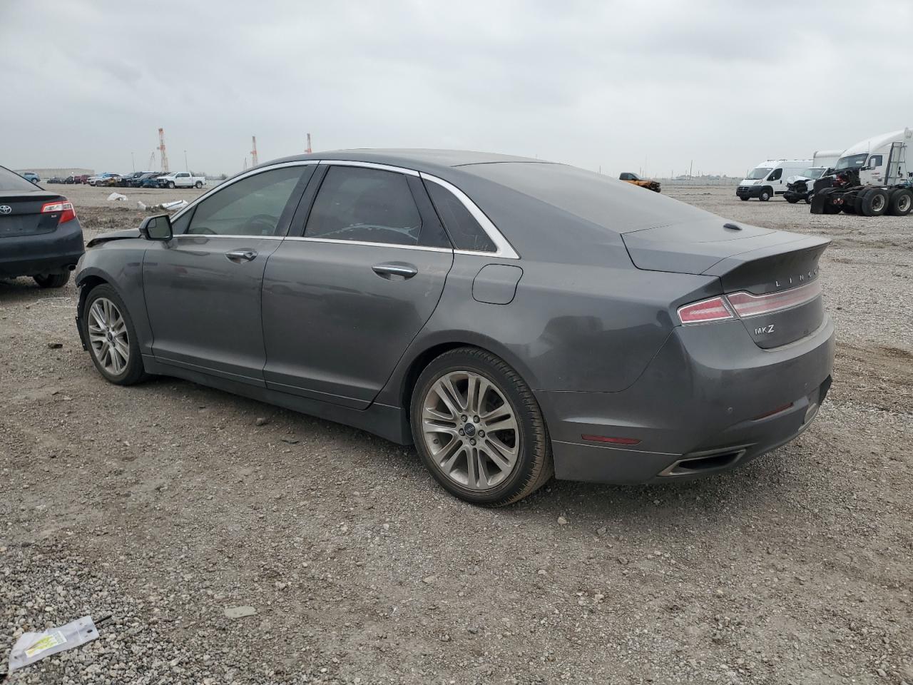 2016 Lincoln MKZ - Image 2