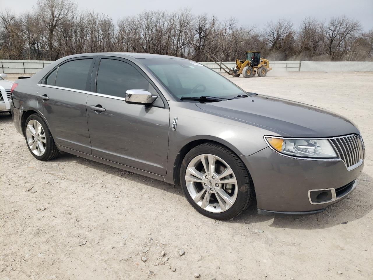 2012 Lincoln MKZ - Image 4