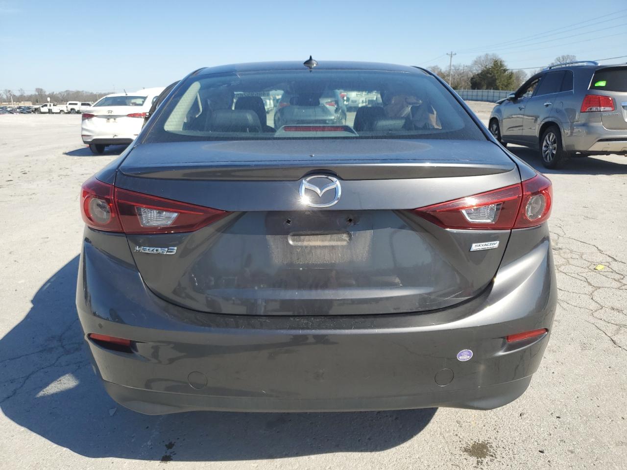 2017 Mazda 3 - Image 6