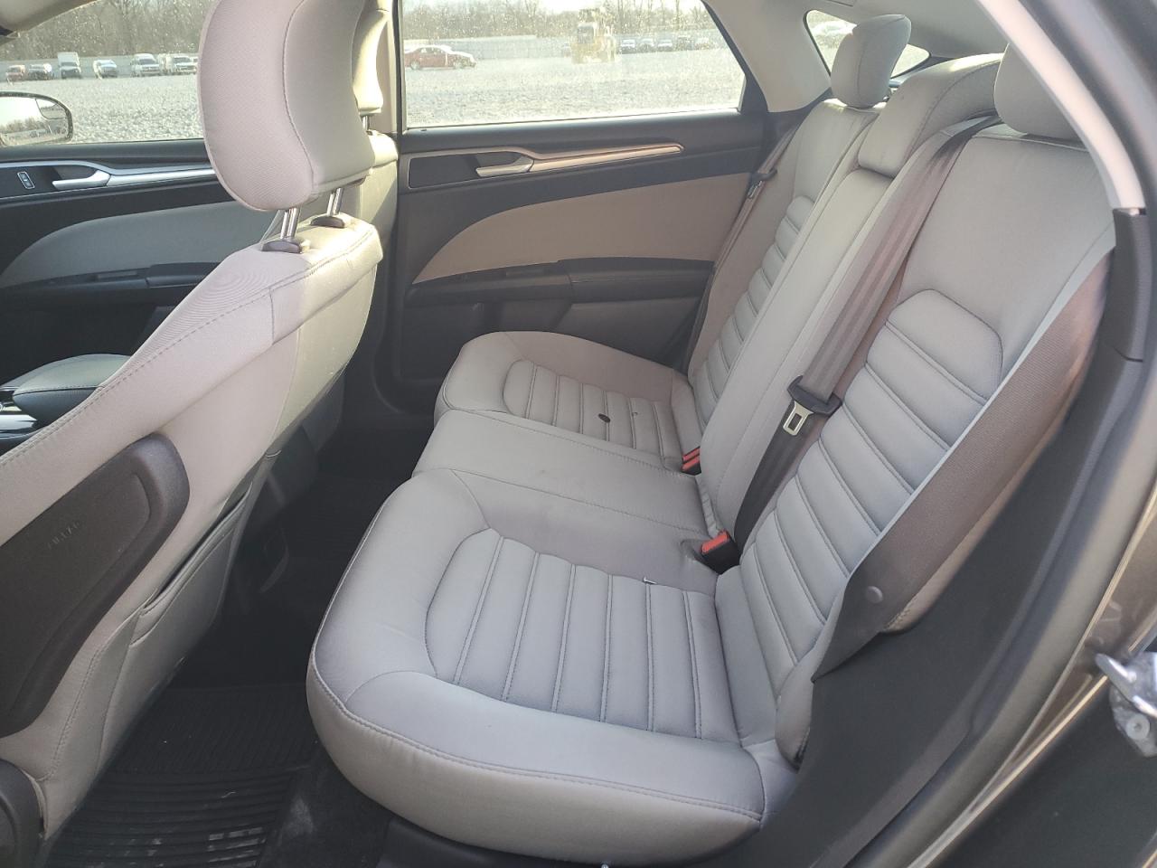 2015 Ford Fusion - Image 10