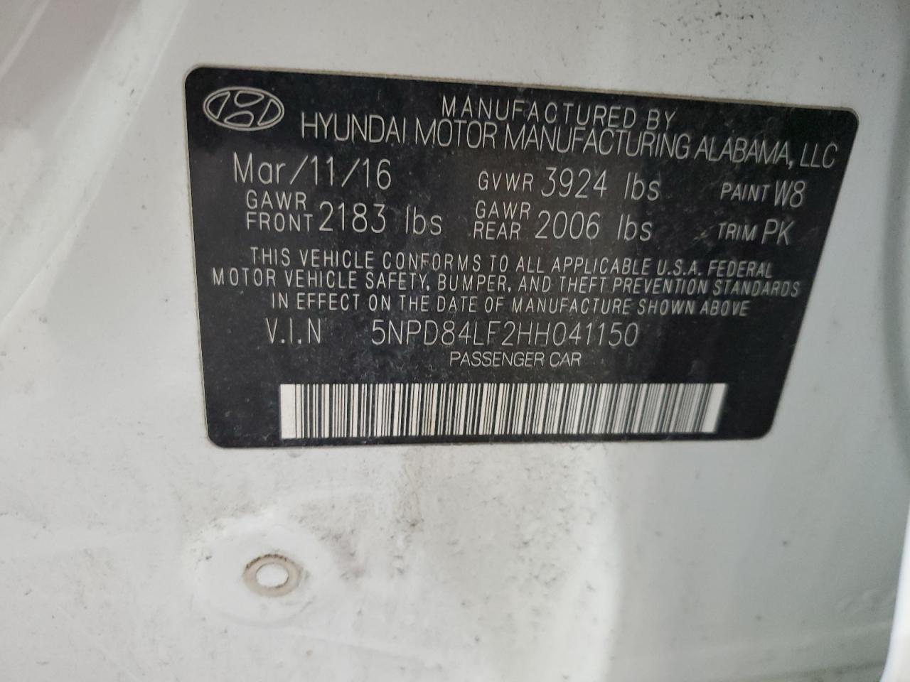 2017 Hyundai Elantra - Image 12