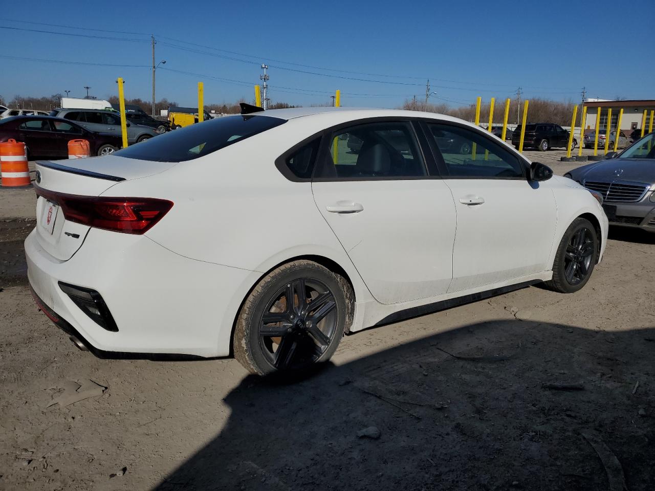 2021 Kia Forte - Image 3