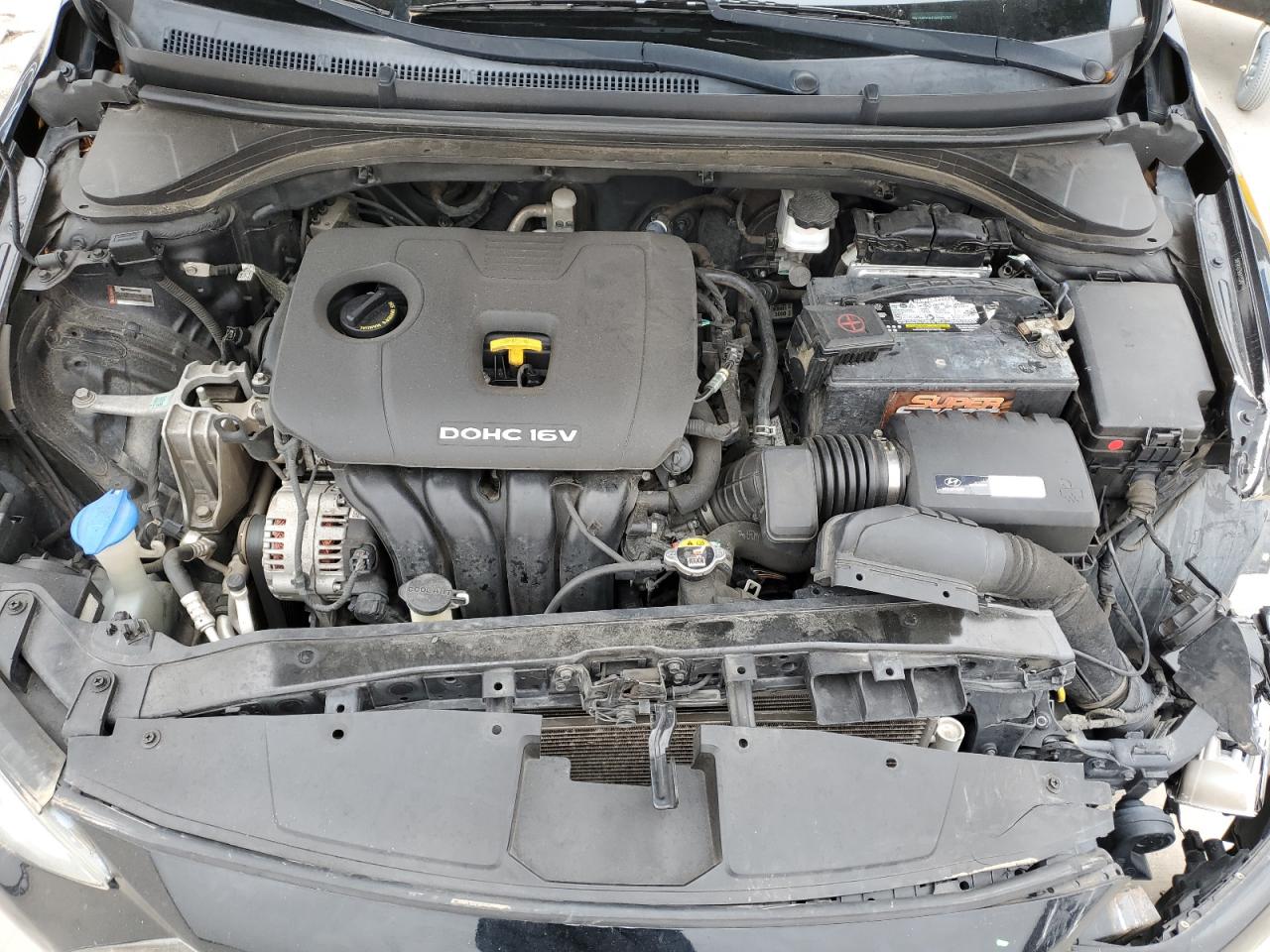 2017 Hyundai Elantra - Image 11