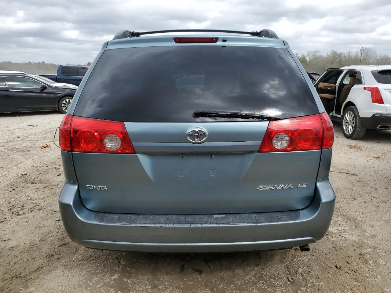 2006 Toyota Sienna - Image 6