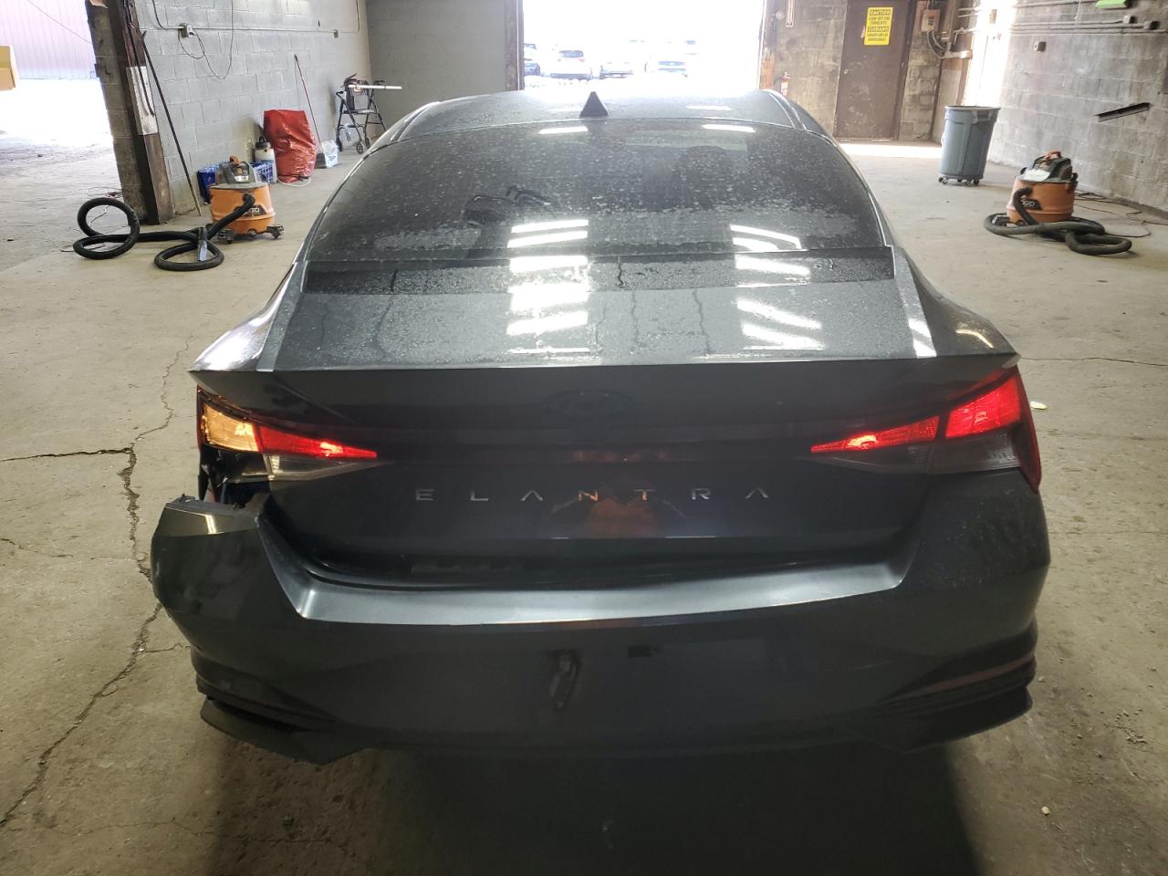 2021 Hyundai Elantra - Image 6