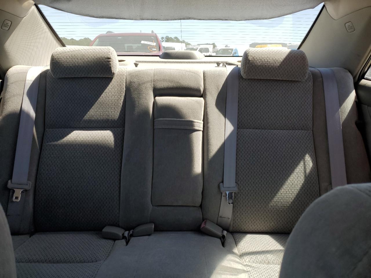 2004 Toyota Camry - Image 10