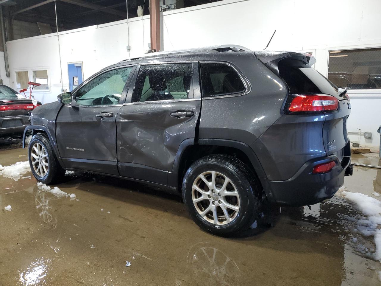 2014 Jeep Grand Cherokee - Image 2