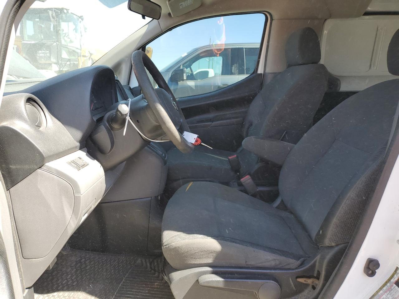 2013 Nissan NV - Image 7