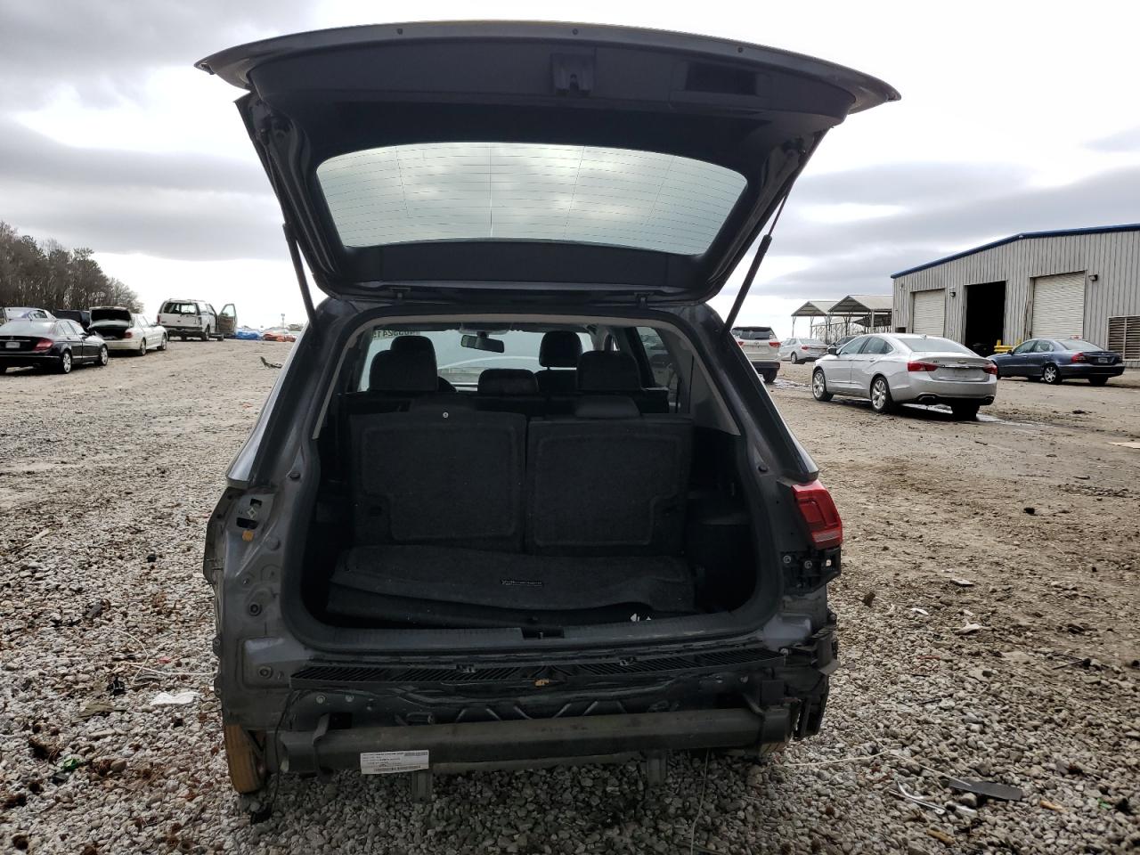 2021 Volkswagen Tiguan - Image 6