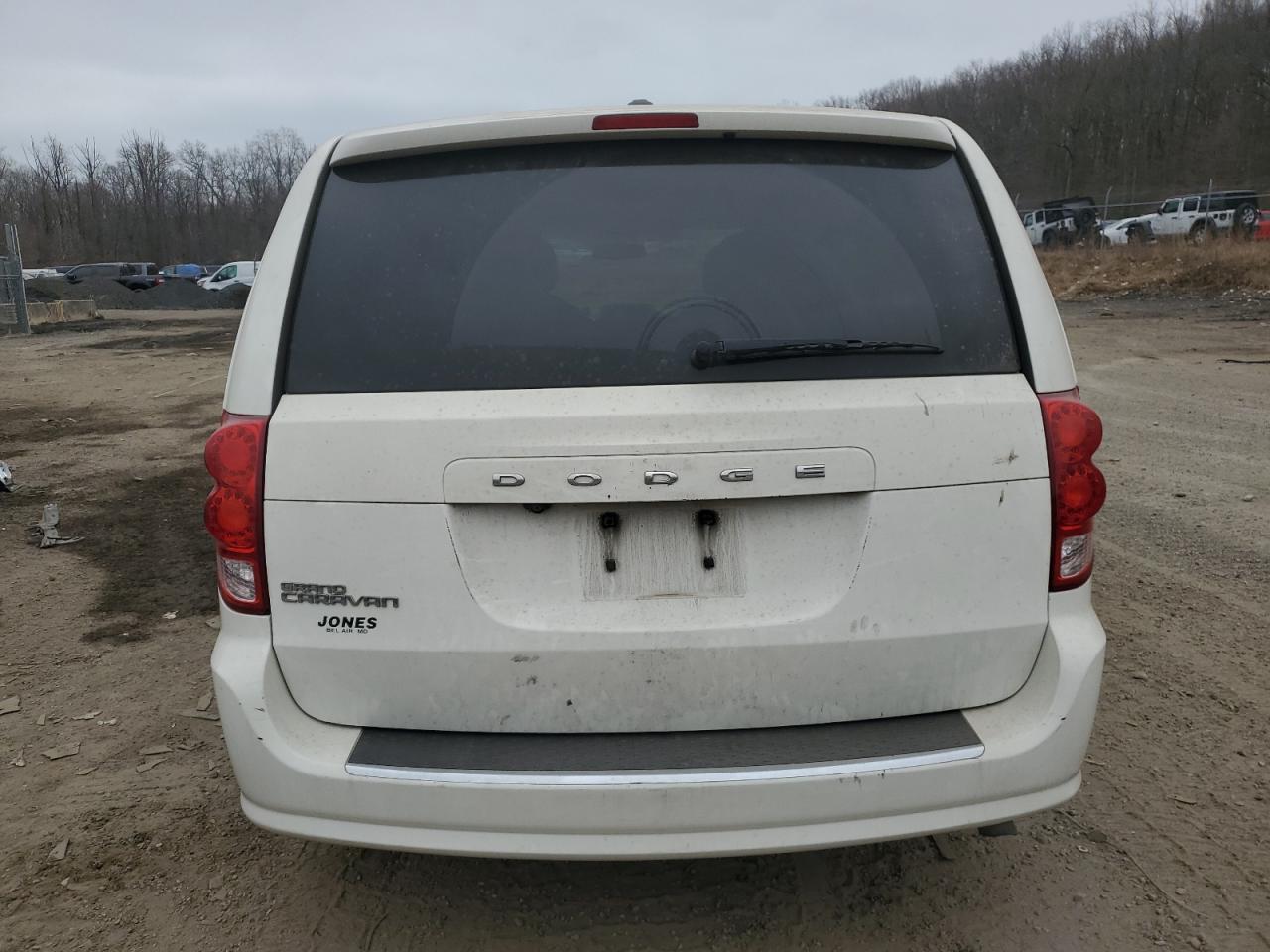2012 Dodge Caravan - Image 6