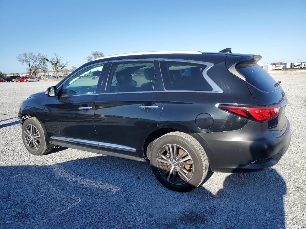 2016 Infiniti QX60 - Image 2