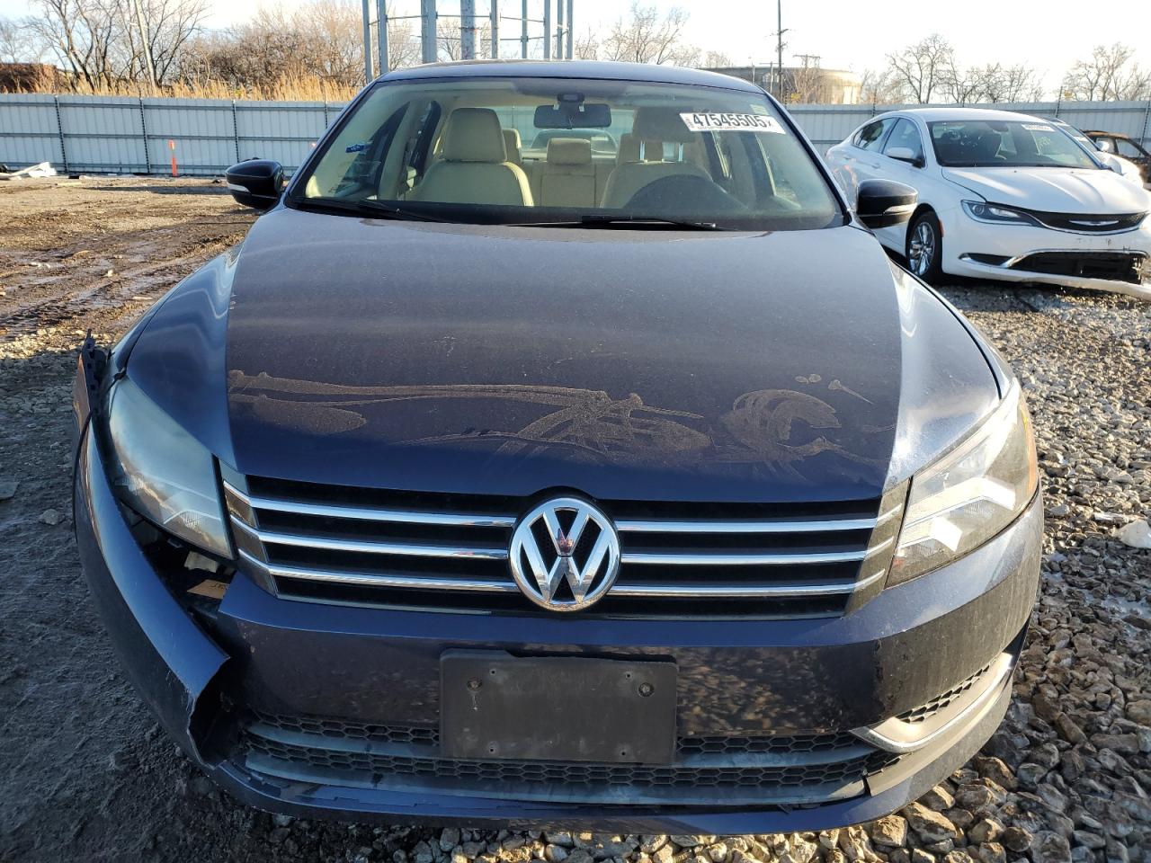 2015 Volkswagen Passat - Image 5
