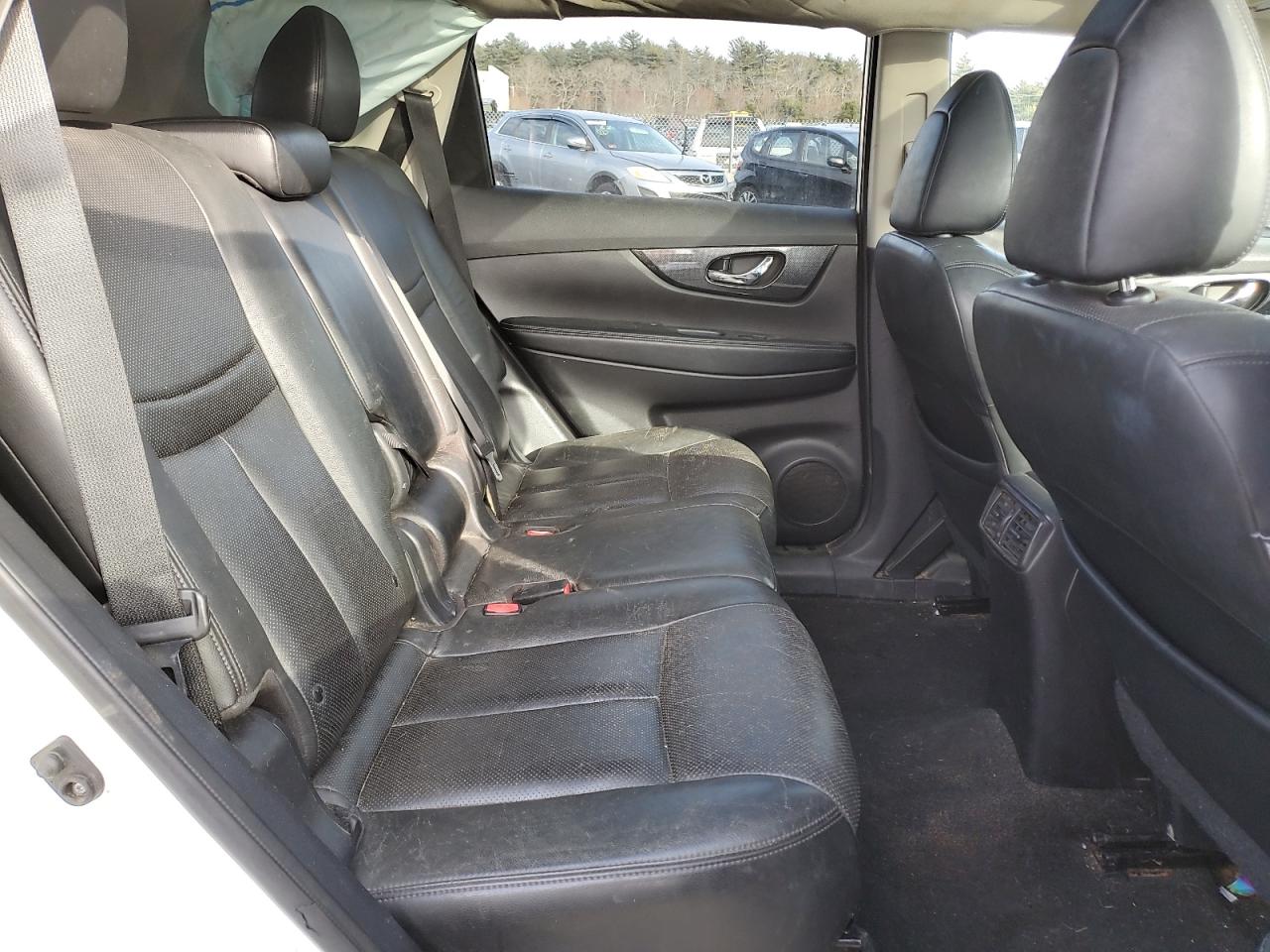 2014 Nissan Rogue - Image 11
