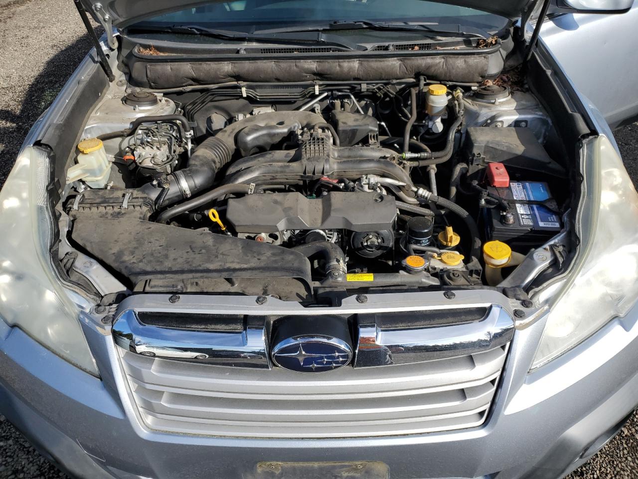 2013 Subaru Outback - Image 12